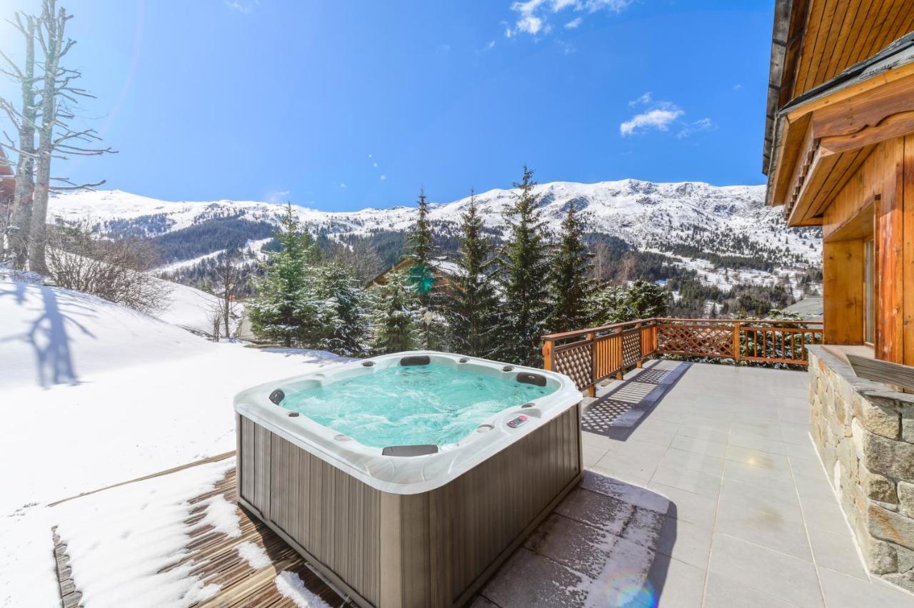 Chalet Himalaya , 10 Person Chalet With 5 Ensuite Bedrooms And Outdoor Jacuzzi In Meribel Centre Eksteriør billede