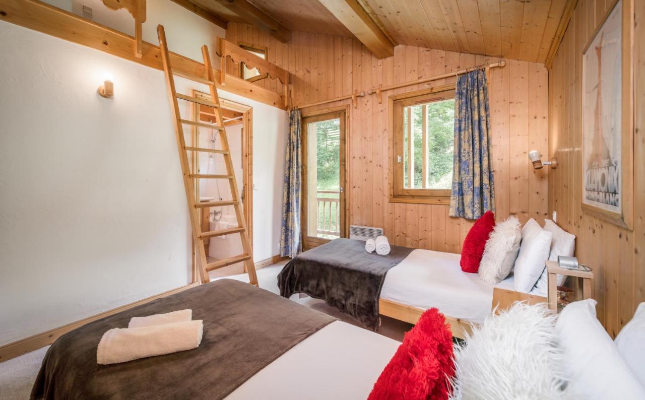 Chalet Himalaya , 10 Person Chalet With 5 Ensuite Bedrooms And Outdoor Jacuzzi In Meribel Centre Eksteriør billede